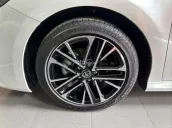 Toyota CAMRY - Hybrid TOP có sẳn giao ngay!!!