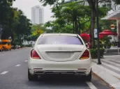 Màu trắng nội thất đen cực đẹp