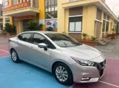 Sedan 5 chỗ số tự động, nổi tiếng lành bền, tiết kiệm