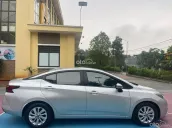 Sedan 5 chỗ số tự động, nổi tiếng lành bền, tiết kiệm