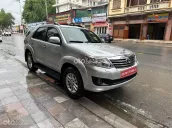 SUV 7 chỗ cực đẹp, máy xăng cực khỏe, keo chỉ Zin tuyệt đối