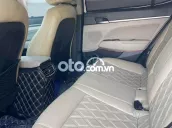 Hyundai Elantra 2019 1.6MT - 70000 km