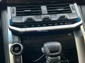 Mẫu SUV đẳng cấp, chuyên gia mặt đất