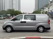 Màu Bạc Máy Xăng 6 Chỗ