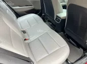 Chủ xe giữ gìn cẩn thận, biển Hà Nội, màu đỏ đẹp sáng