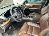 CHIẾC XE GIA ĐÌNH RỘNG RÃI - XC90