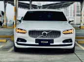 Volvo S90 Ultimate trắng/nâu sx2022
