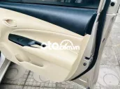 Màu vàng đang tìm chủ mới