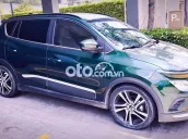 Xe gia đình dùng kỹ như mới