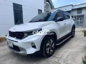 Kia Sonet 2023 Premium 1.5 AT - 8500 km