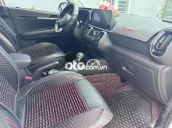 Kia Sonet 2023 Premium 1.5 AT - 8500 km