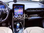 Xe gia đình dùng kỹ như mới