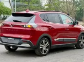 Xe đi 1 vạn km đẹp như xe mới
