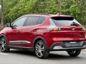 Xe đi 1 vạn km đẹp như xe mới