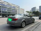 Màu xám lịch lãm