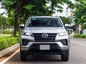 Máy dầu, màu bạc, 29.000 km