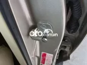 Màu vàng đang tìm chủ nhân mới