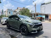 Kia Sportage 2023 Signature 1.6T AWD - 30200 km