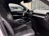Volvo XC40 T5 AWD Model 2020