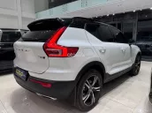 Volvo XC40 T5 AWD Model 2020