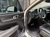 Volvo XC40 T5 AWD Model 2020