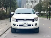 Xe màu trắng đẹp, giá còn thương lượng sâu