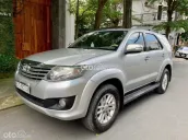Chính chủ bán xe Toyota Fortuner bản V full option