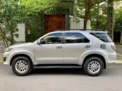 Chính chủ bán xe Toyota Fortuner bản V full option