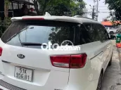 Kia Sedona 2017 2.2 DATH - 76000 km