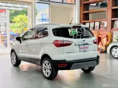 Trắng, odo 64.000 Km
