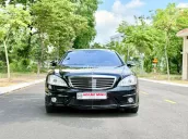 Động Cơ V8 6.3L, Mạnh Mẽ, Sang Trọng