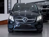Mercedes-Benz V250 AMG đen/kem sx2020