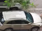 Màu vàng đang tìm chủ mới
