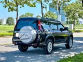Ford Everest 2.5L 4x2 AT 2015 - ĐẸP KENG