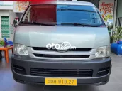 Toyota Hiace 2010 máy dầu 16 chỗ xe đẹp ít dùng