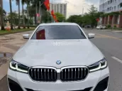 BMW 520i Msport trắng/đen sx 2022