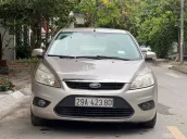 Một chủ cực chất