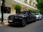 Để lại siêu phẩm hàng hiếm tại Hồ Chí Minh Roll Royce Cullinan 6.75 V12