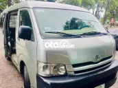 Toyota Hiace 2010 Van 3 chỗ máy dầu