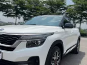 Xe gia đình ít sử dụng, còn mới 95%