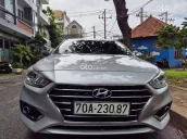 Cần bán Accent (ATH 1.4L) đời 2019AT, màu bạc, gia đình sử dụng mới 98%