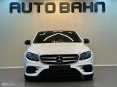 Mẫu sedan cao cấp, giá cực tốt