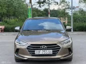 Xe cũ chất lượng, nội thất còn mới