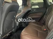 Volvo XC60 2021 T6 AWD Inscription - 43000 km