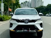Toyota Fortuner Legender 2.4L 4x2 AT 2024 - 5 km