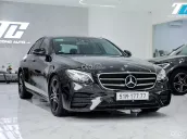 MERCEDES-BENZ E300 AMG 2019