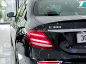 MERCEDES-BENZ E300 AMG 2019