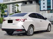 Hyundai Accent 2024 1.5 AT - 11000 km