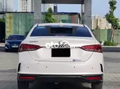 Hyundai Accent 2024 1.5 AT - 11000 km