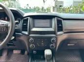 Xe bán